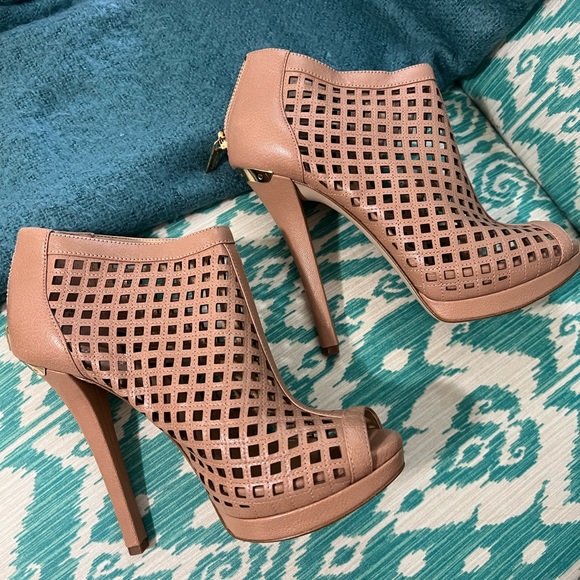 MICHAEL Michael Kors Shoes - Michael Michael Kors high heels